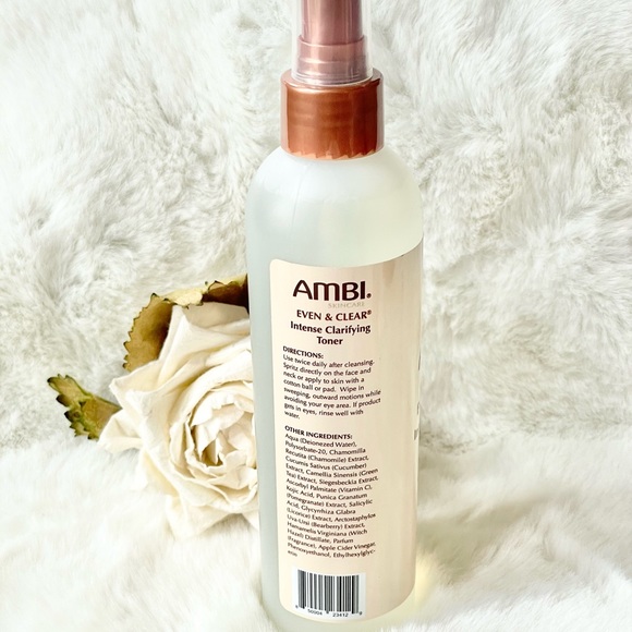 New with tags AMBI EVEN & CLEAR INTENSE CLARIFYING TONER. Adds Glow to your Skin - Picture 3 of 4